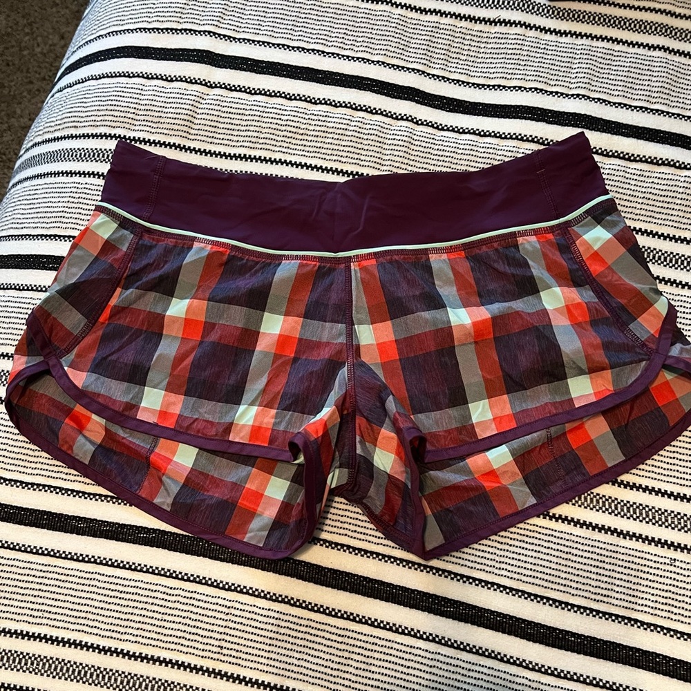Lululemon Speed Shorts 2.5” great condition.